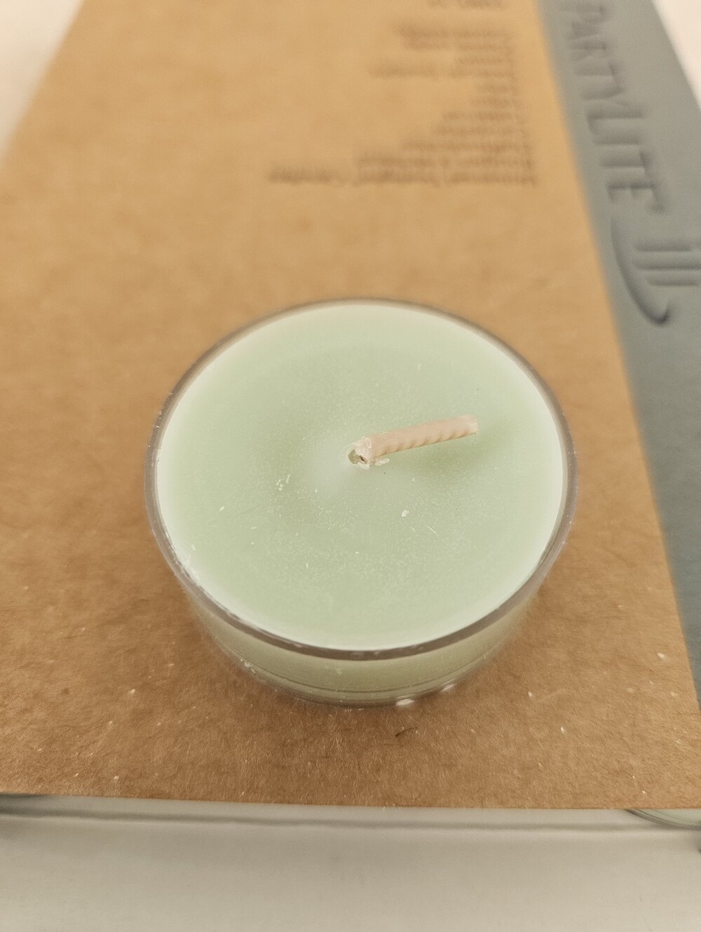 partylite honeydue tealight Candles